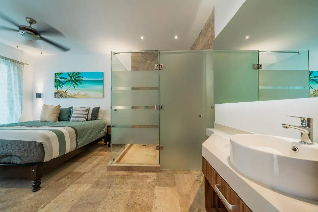 Ph Caroline 602 - Only 2 Blocks To The Beach - At Bahay Condos Playa del Carmen Apartmán