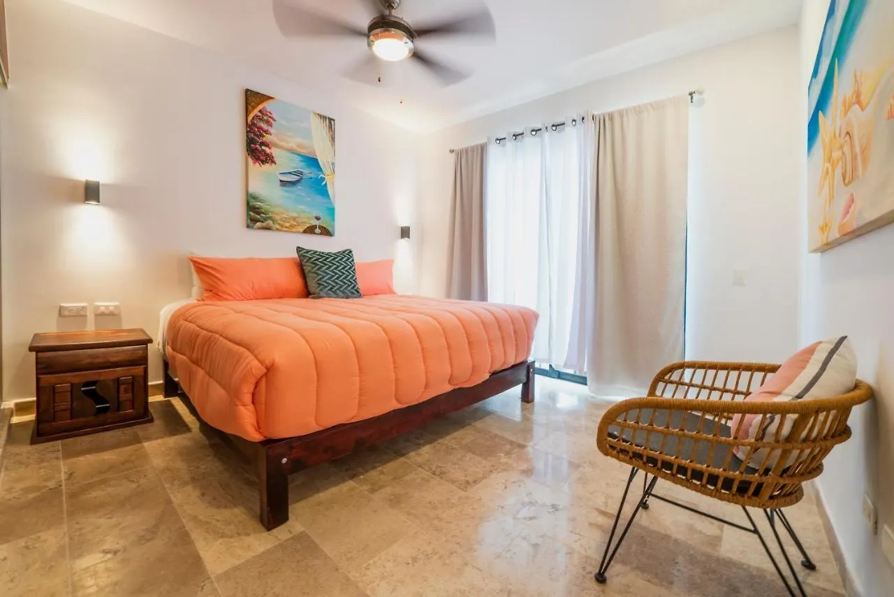 Ph Caroline 602 - Only 2 Blocks To The Beach - At Bahay Condos Playa del Carmen