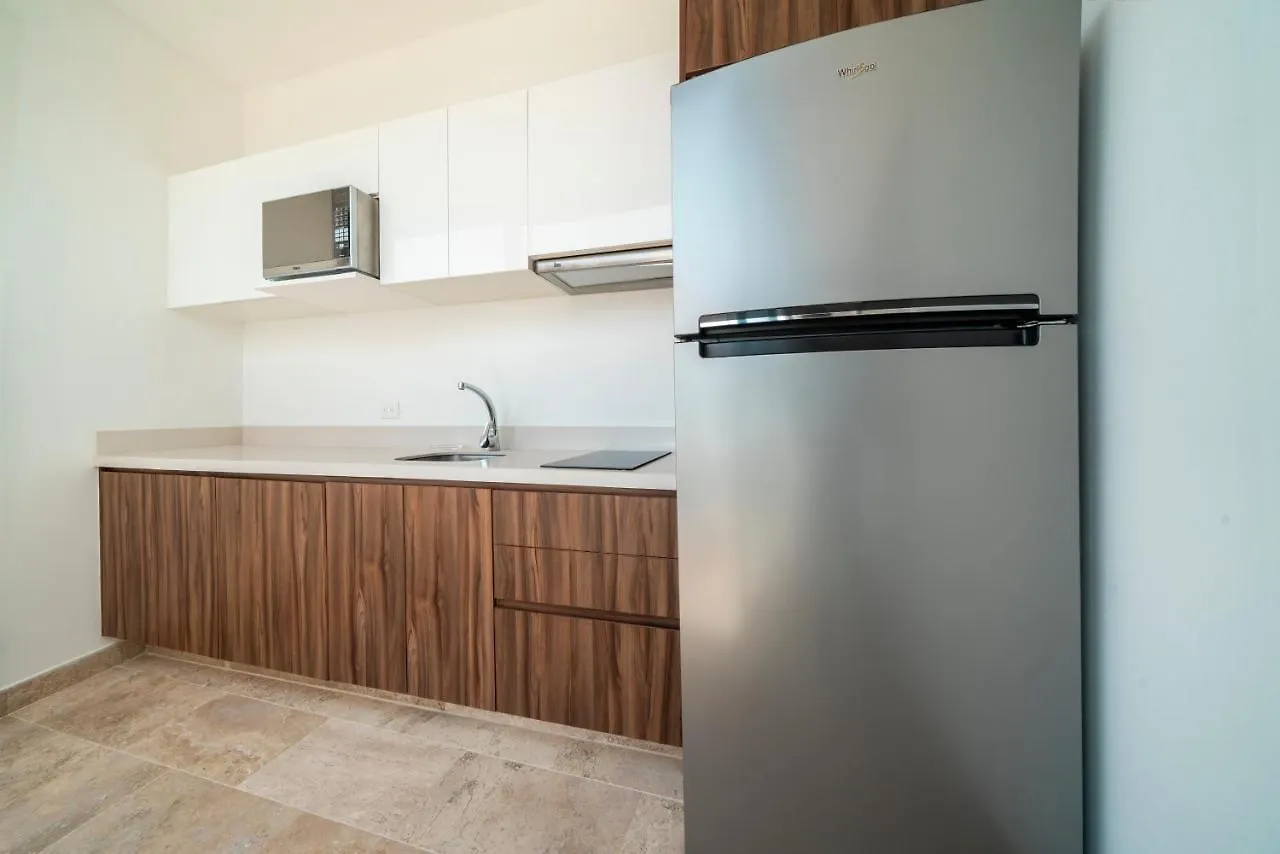 Apartmán Ph Caroline 602 - Only 2 Blocks To The Beach - At Bahay Condos Playa del Carmen